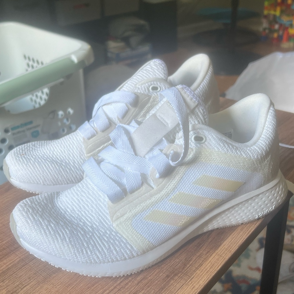 Adidas Edge Luxe 4